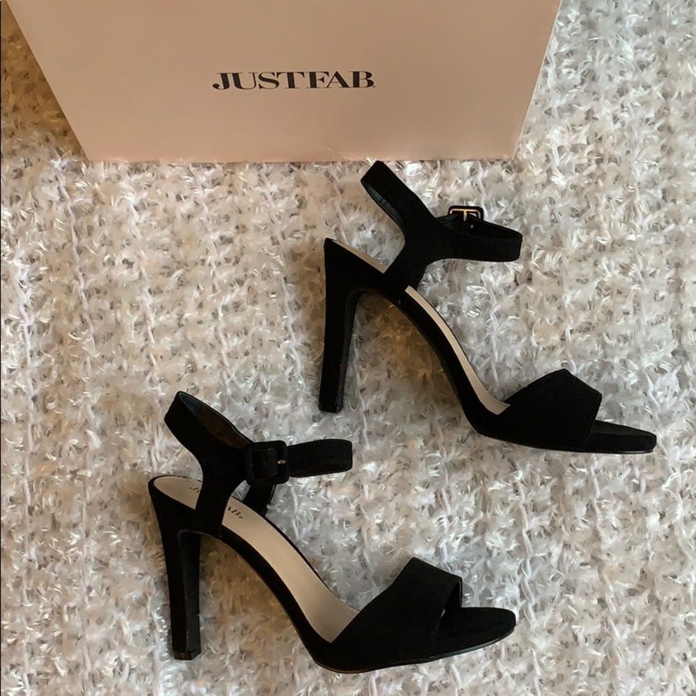 NWT Justfab Black Suede Heel Sandals - Picture 2 of 2